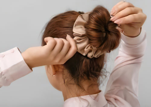 Hugrestsleep  Silk Scrunchy